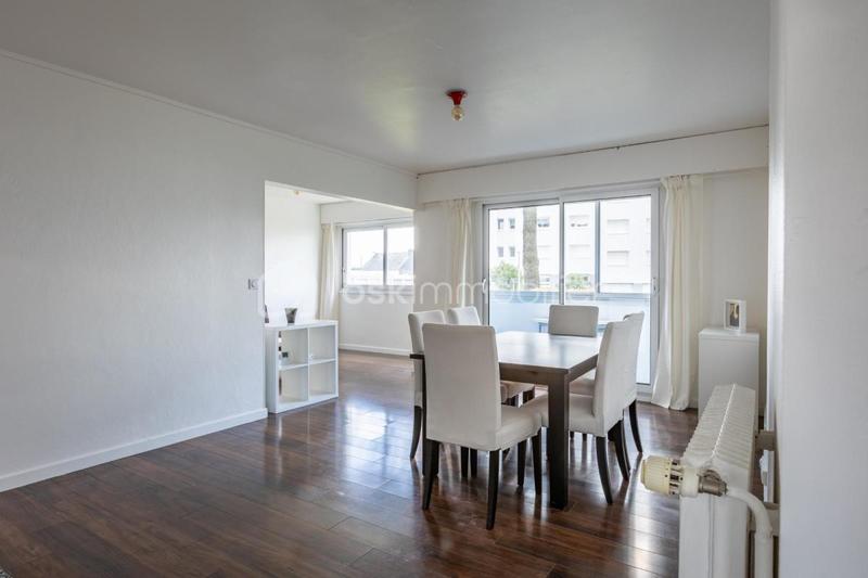 Appartement - 81 m² - 3 pièces