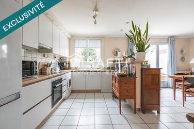 Maison de ville - 136 m² - 5 pièces