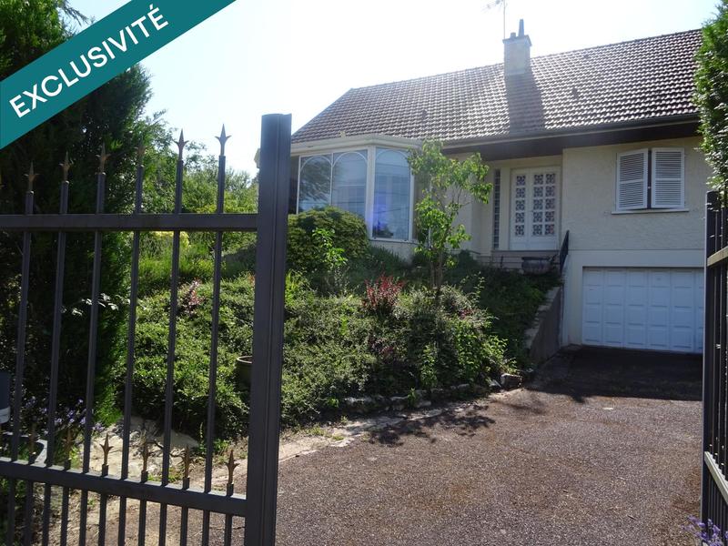 Maison - 140 m² - 8 pièces