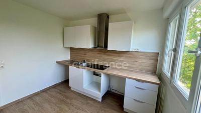 Appartement - 76 m² - 4 pièces