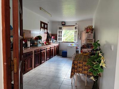 Maison - 255 m² - 7 pièces