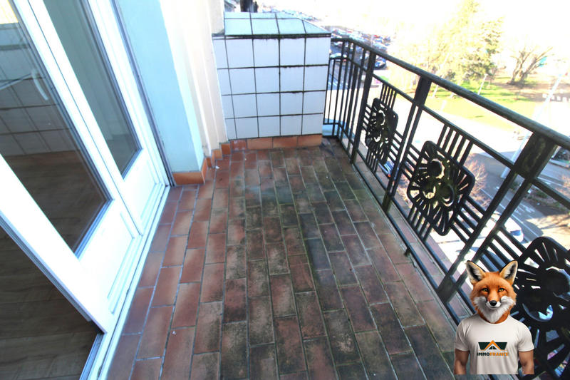 Appartement - 90 m² - 5 pièces