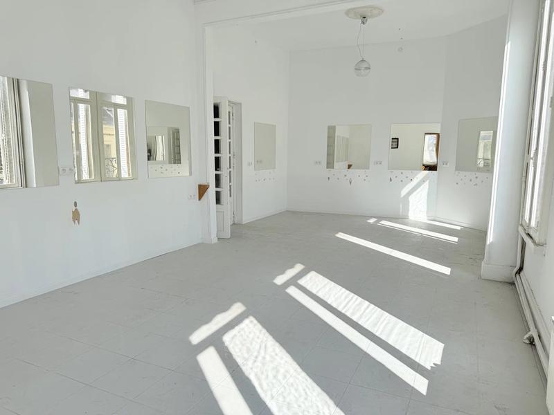 Bureau - 140 m² - 5 pièces