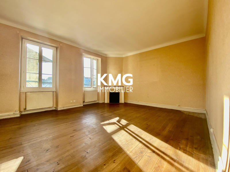 Appartement - 143 m² - 5 pièces