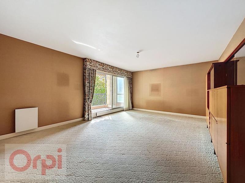 Appartement - 101 m² - 4 pièces