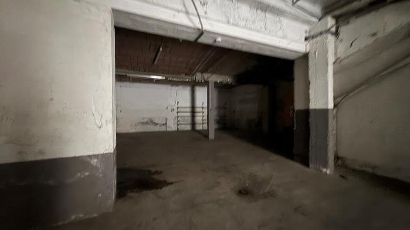 Parking / Garage - 120 m²