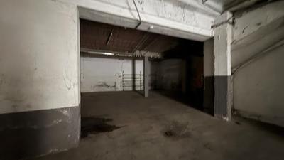 Parking / Garage - 120 m²