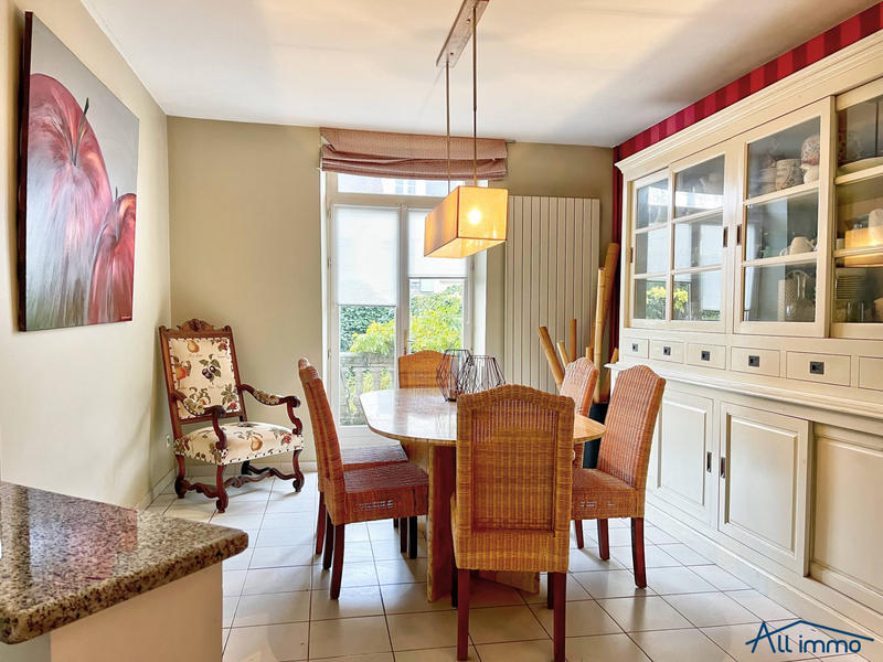 Maison ancienne - 180 m² - 6 pièces