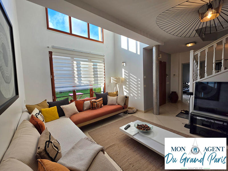 Maison - 175 m² - 7 pièces