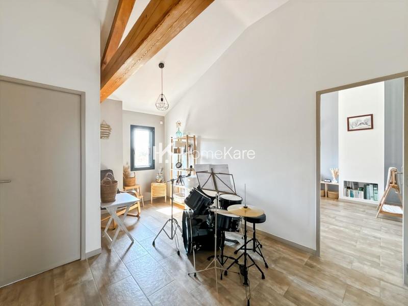 Maison - 185 m² - 4 pièces