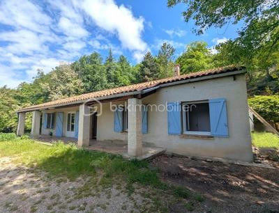 Maison traditionnelle - 116 m² - 5 pièces