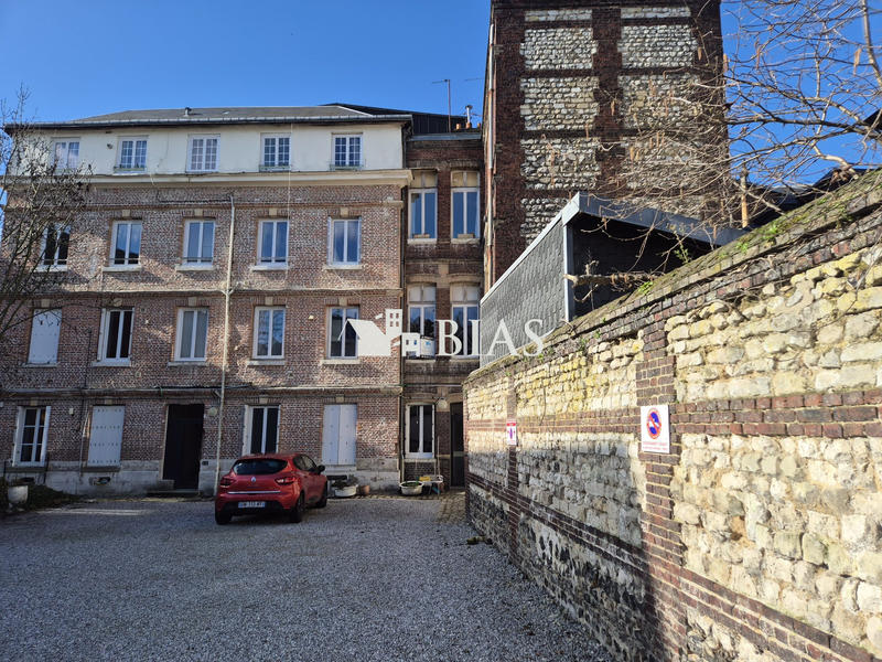 Appartement - 81 m² - 4 pièces