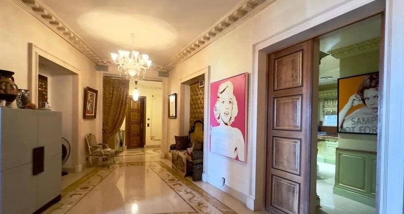 Appartement - 289 m² - 5 pièces