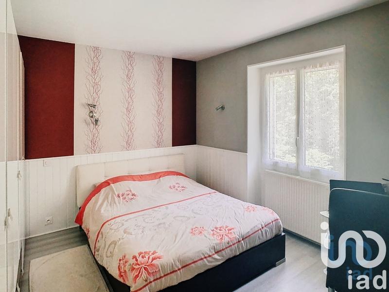 Maison - 325 m² - 14 pièces