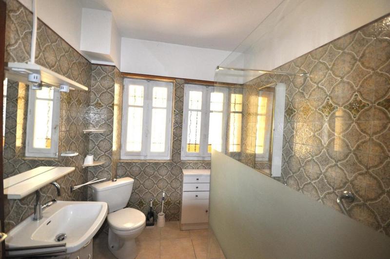 Maison de ville - 539 m² - 10 pièces