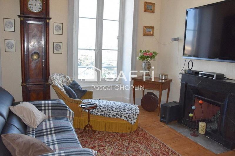 Appartement - 160 m² - 6 pièces