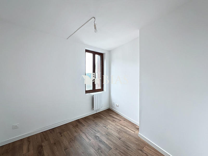 Maison - 80 m² - 5 pièces