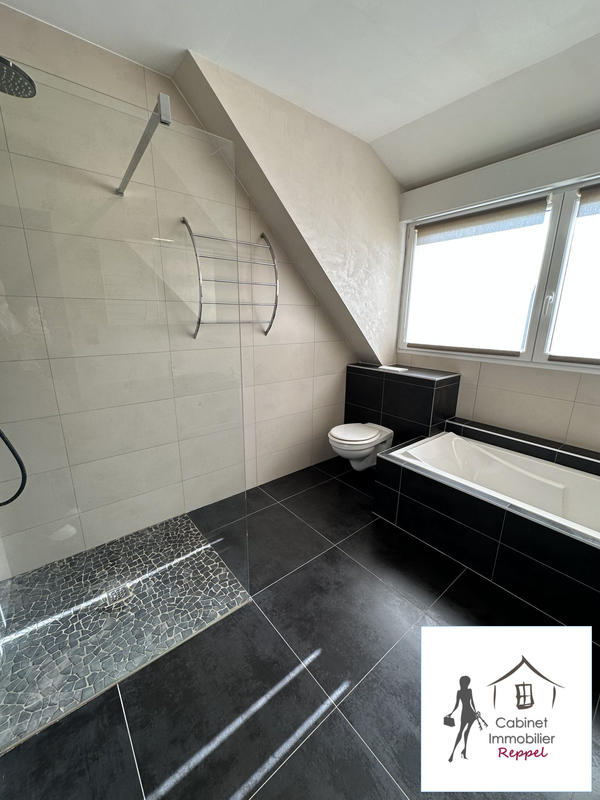 Maison - 141 m² - 5 pièces