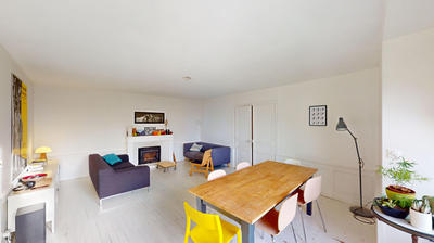 Maison - 250 m² - 7 pièces