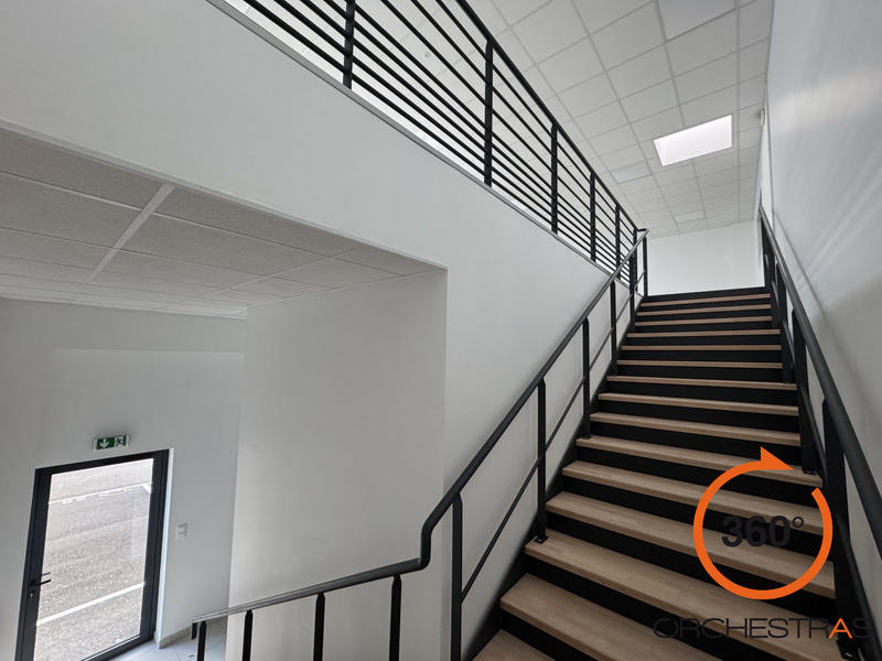 Local d'activités - 229 m²