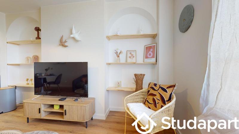 Chambre - 11 m² - 1 pièce