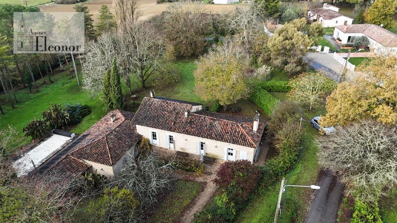 Maison - 216 m² - 5 pièces