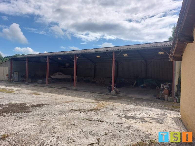 Corps de ferme - 170 m² - 6 pièces