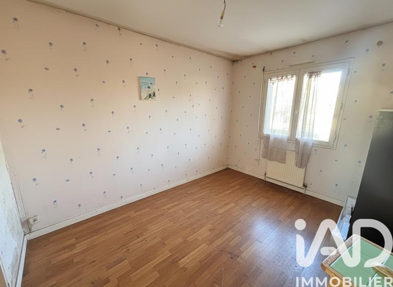 Maison - 94 m² - 7 pièces