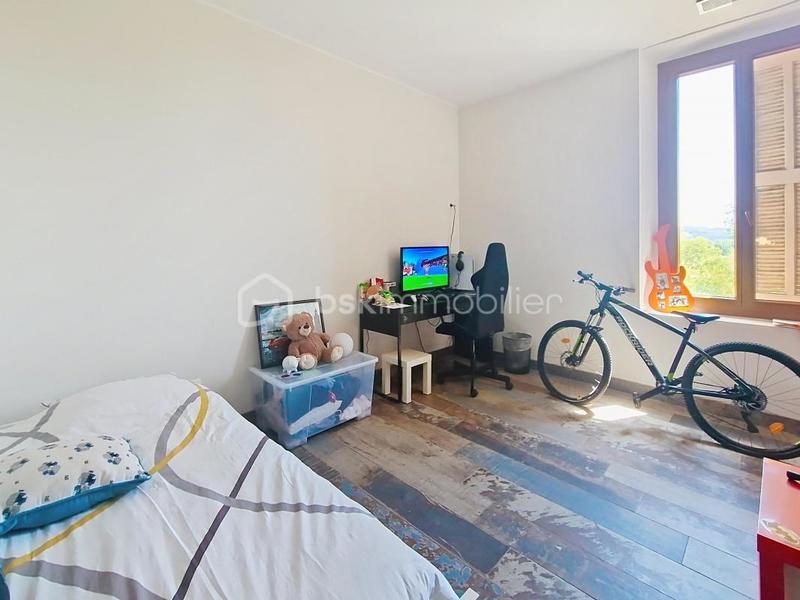 Appartement - 153 m² - 5 pièces