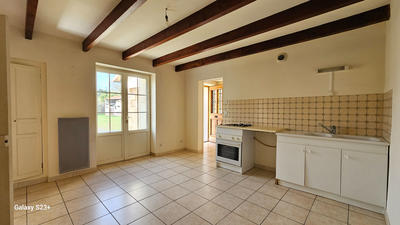 Maison - 92 m² - 4 pièces