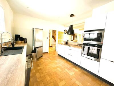 Maison - 160 m² - 7 pièces