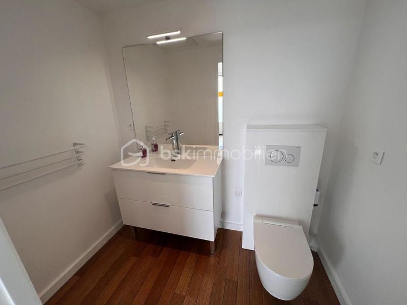 Local d'activité / Entrepôt - 99 m² - 1 pièce