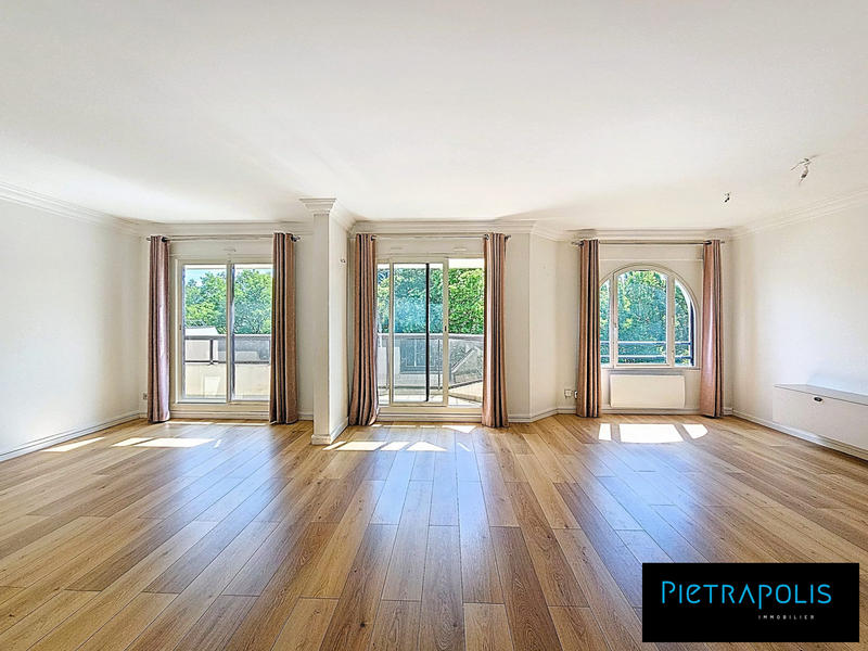 Appartement - 127 m² - 5 pièces