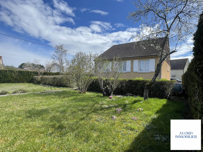 Maison - 80 m² - 5 pièces