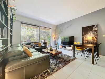 Appartement - 65 m² - 2 pièces