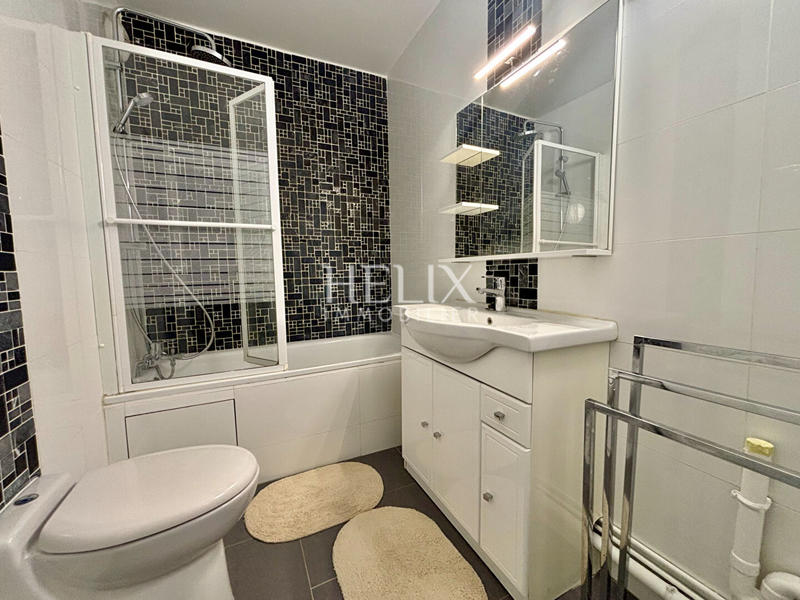 Appartement - 98 m² - 5 pièces