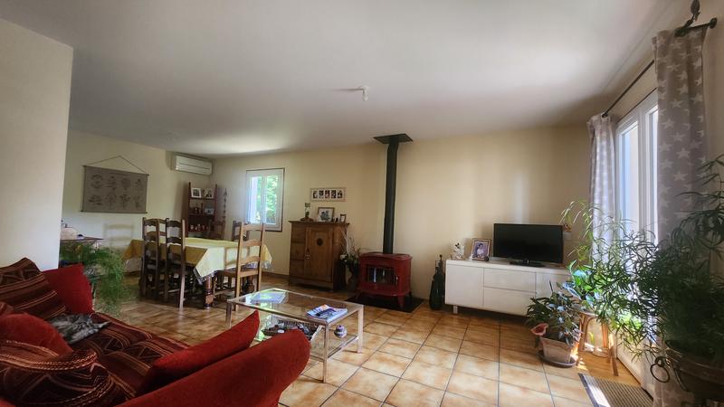 Maison - 98 m² - 5 pièces