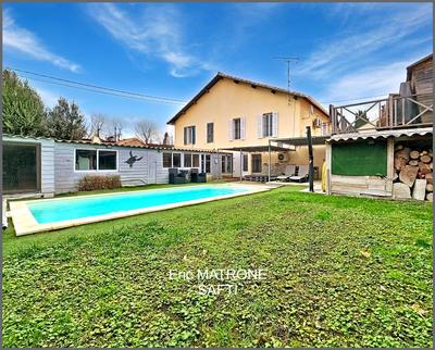 Maison - 140 m² - 5 pièces