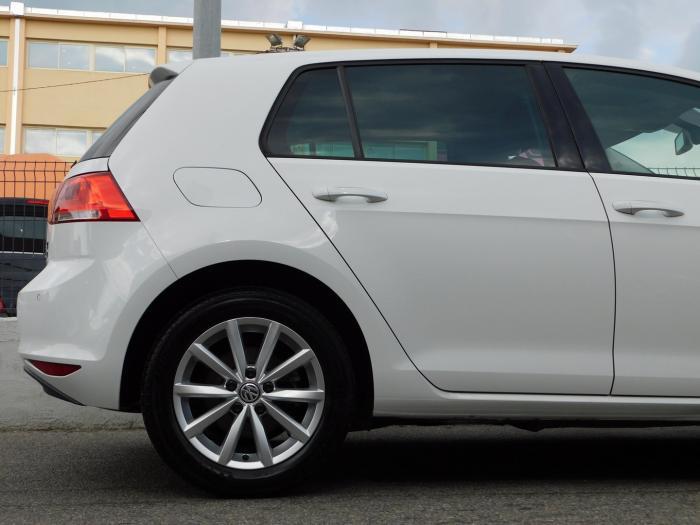 Volkswagen Golf VII 1.4 Tsi 125ch Bluemotion Technology Lounge 5p