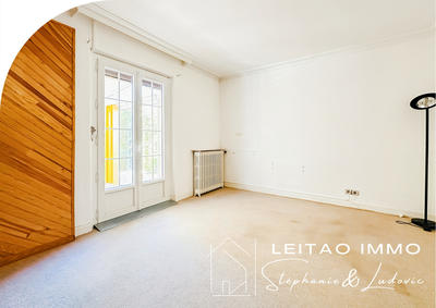 Maison - 252 m² - 6 pièces