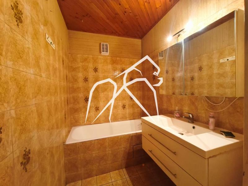 Appartement ancien - 57 m² - 3 pièces