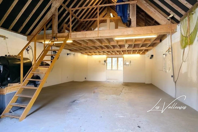 Maison - 190 m² - 5 pièces
