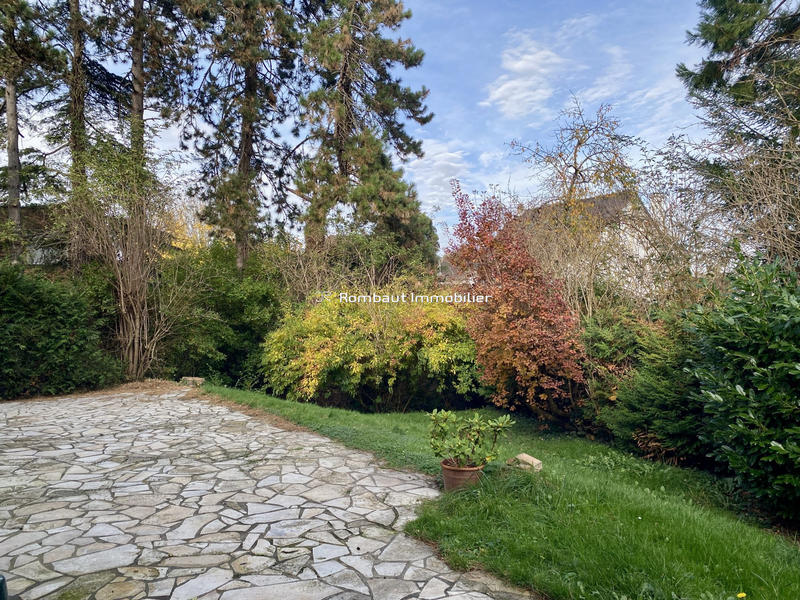 Maison - 246 m² - 10 pièces