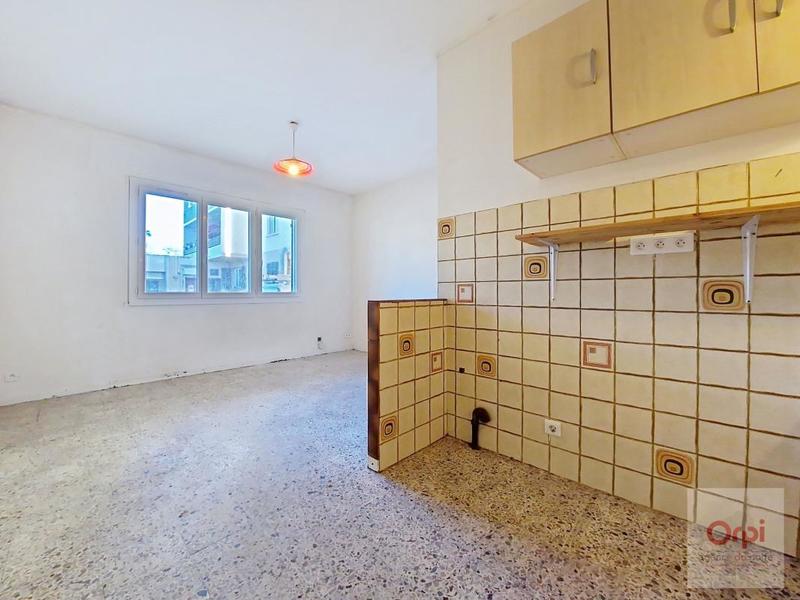 Studio - 32 m² - 1 pièce