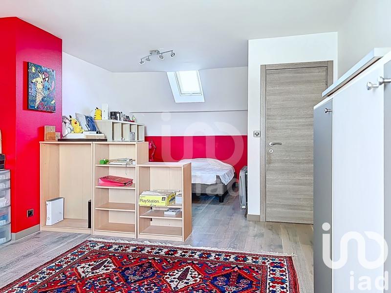 Maison - 380 m² - 8 pièces