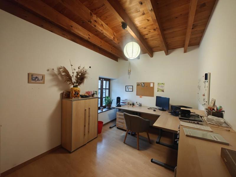 Propriété - 225 m² - 17 pièces