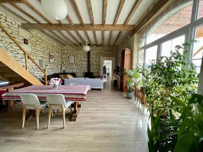 Maison - 160 m² - 5 pièces