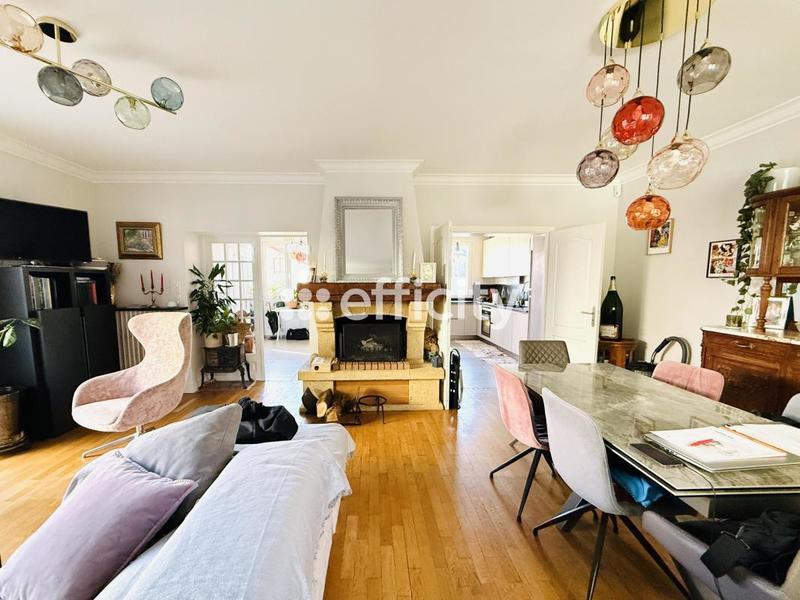 Maison - 150 m² - 6 pièces