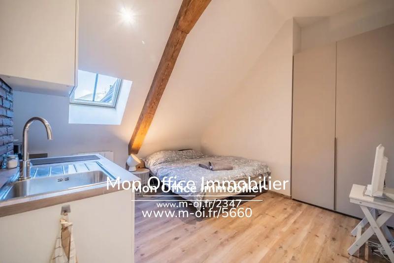 Studio - 134 m² - 5 pièces
