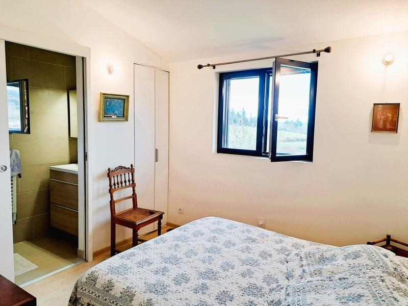 Maison - 92 m² - 5 pièces